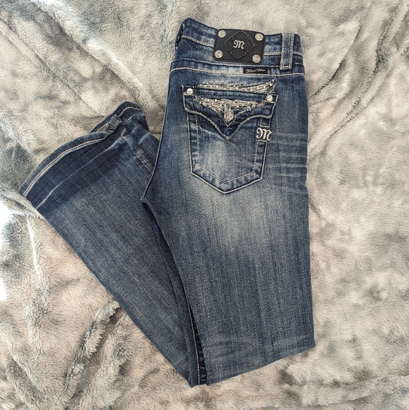 Miss Me Denim - Miss Me Easy Bootcut Angel Wings back pocket 28